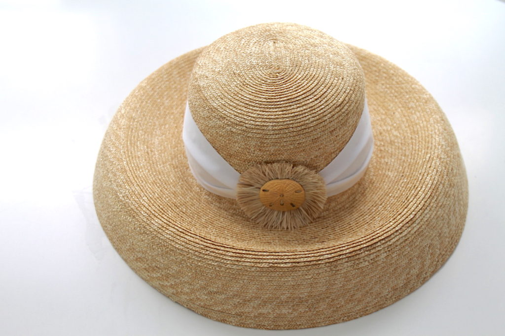 Wide brim sun hat